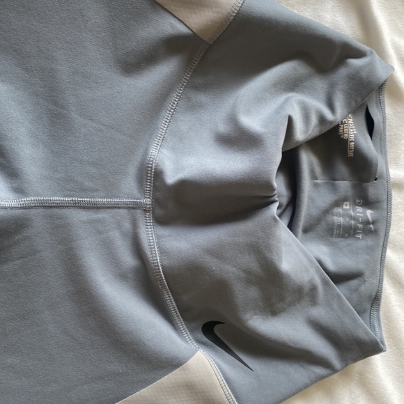 NWOT ankle length nike dry fit - Picture 2 of 3